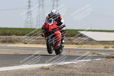 media/Sep-01-2025-Lets Ride (Mon) [[4370d11284]]/B Group/1220pm (Wheelie Bump)/